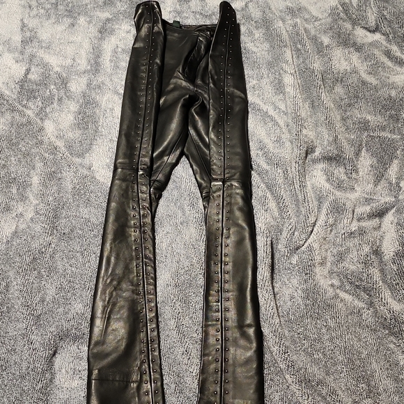 Black leather pants. Size 6 - Picture 3 of 5